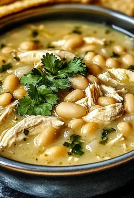 Easy Crockpot White Chicken Chili